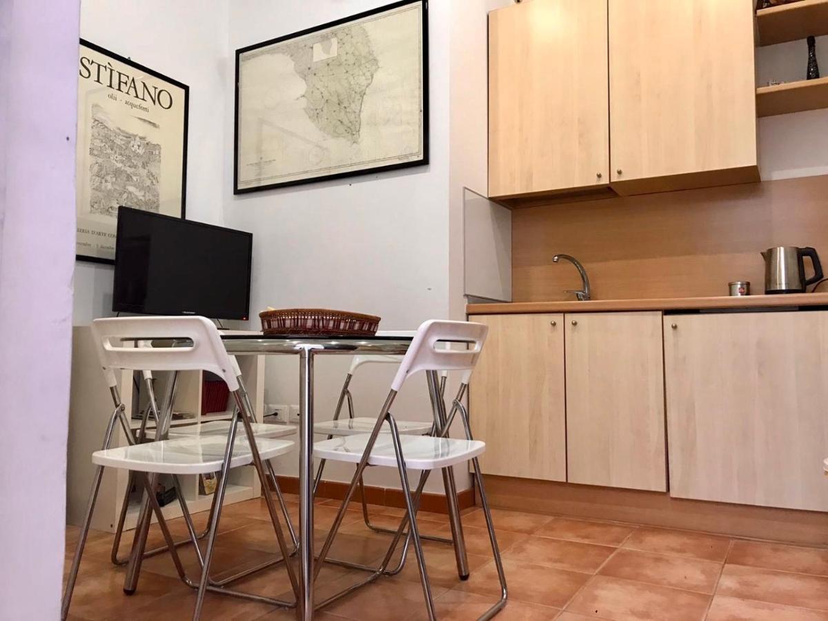 B&B Interno 3 Bari Bagian luar foto